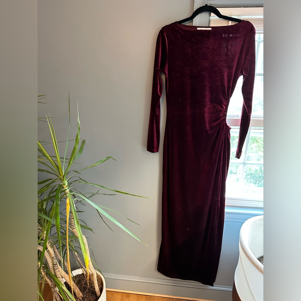 SARINE LONG SLEEVE MAXI DRESS - WINE